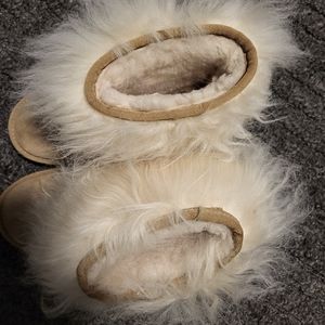 UGG Kids Fluffy Cream Boots